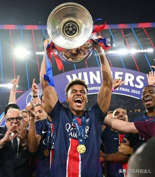 法媒:皇马有意引进杜埃 但巴黎坚定不放人 法媒:皇马有意引进杜埃 但巴黎坚定不放人